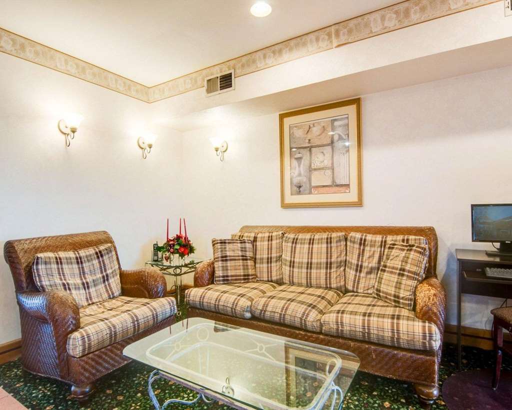 Econo Lodge Christiansburg Interior foto